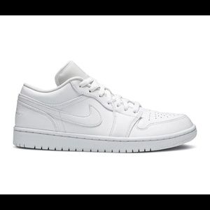 womens low white air jordan 1’s